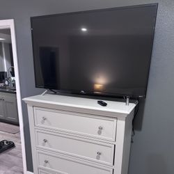 Roku TV