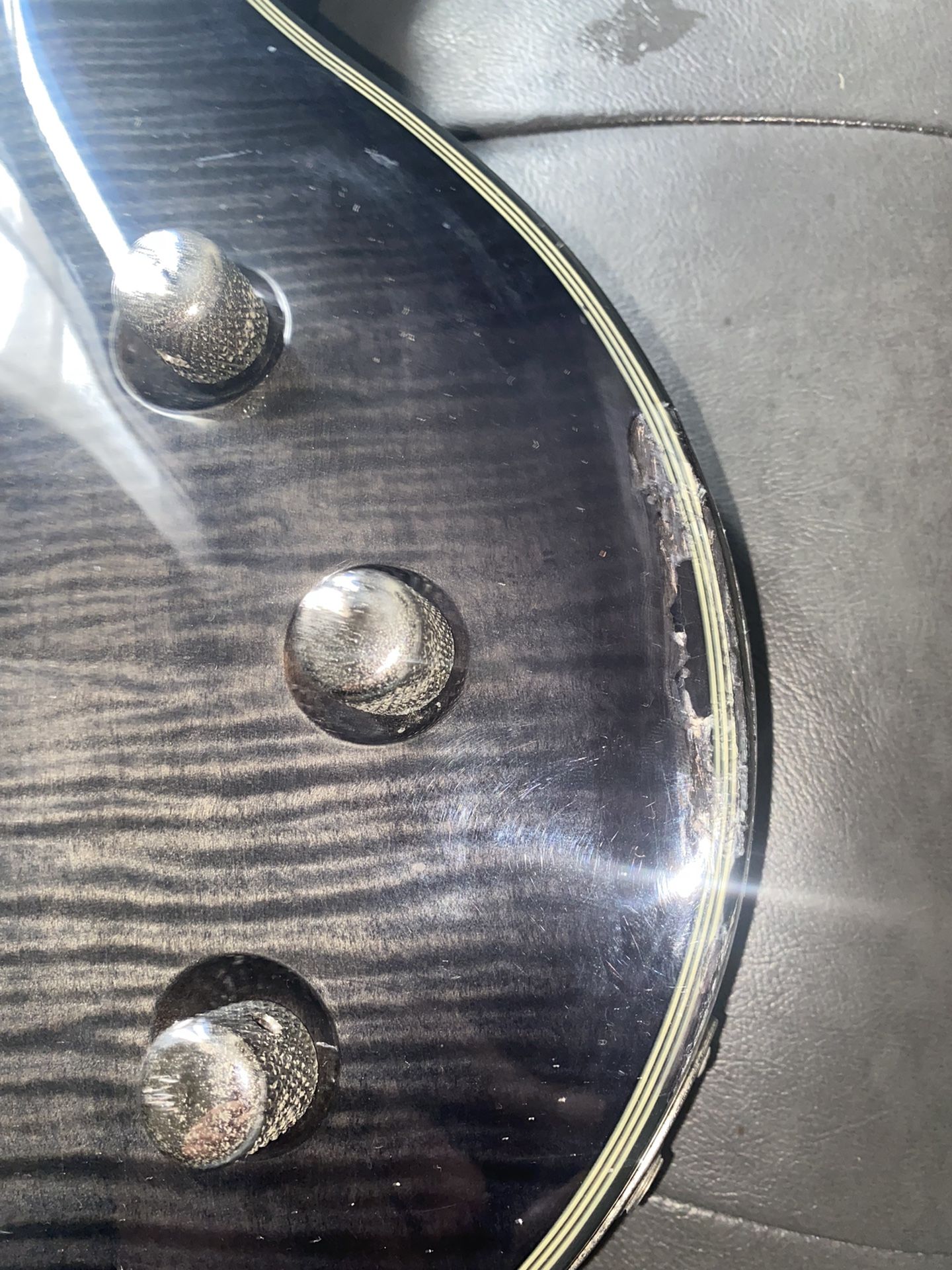 Schecter Diamond Solo Eléctrica Guitar