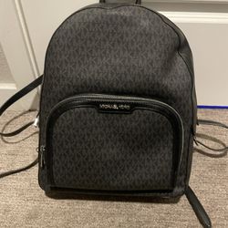 michael kors back pack
