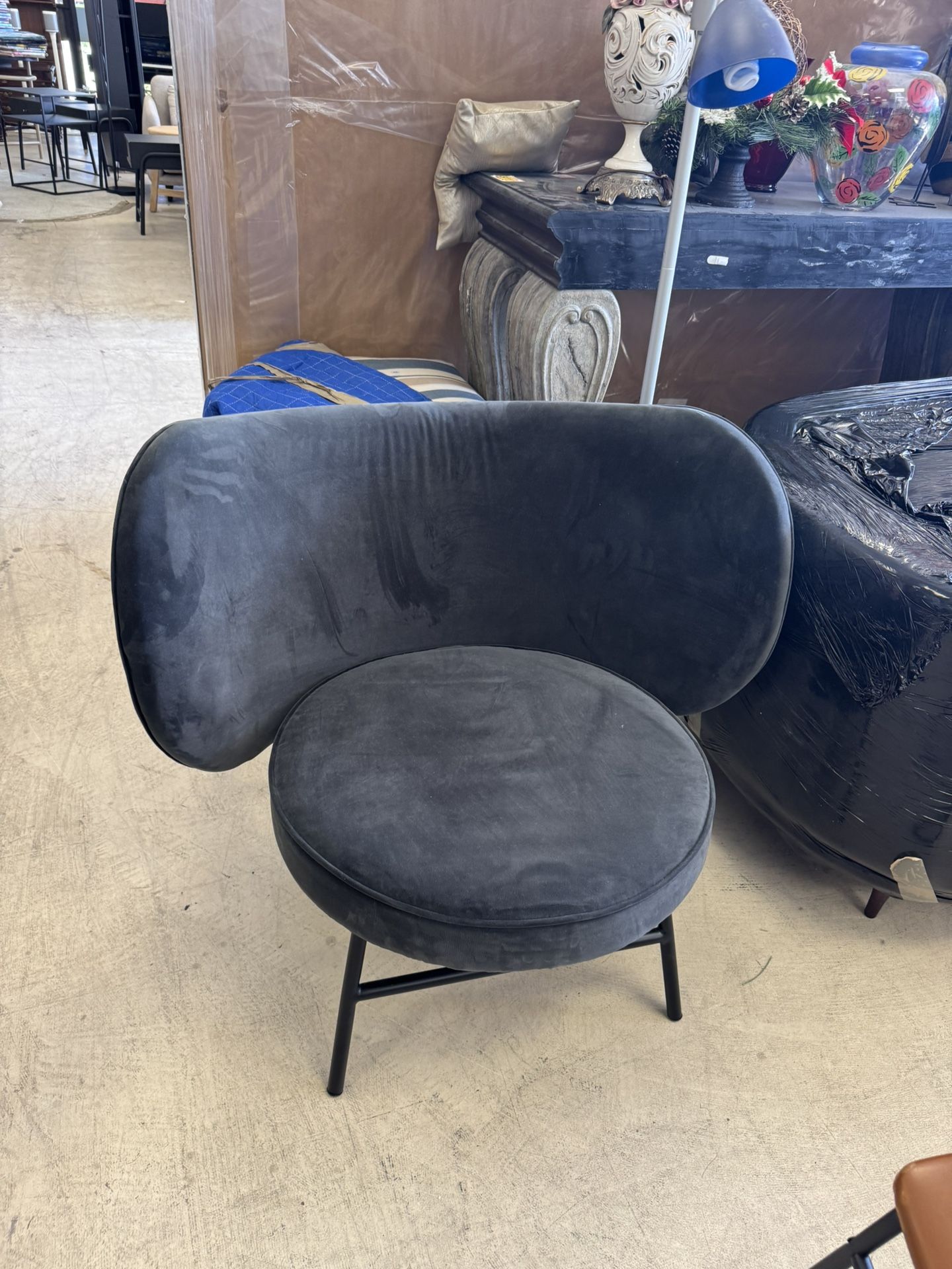 AVENIR LOUNGE CHAIR - Retail: $1495