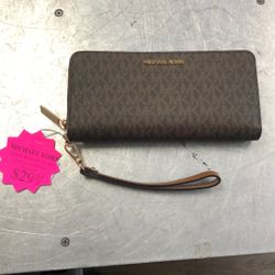 96091 Michael Kors T22 Brown MK Logo Jet Set Travel Wristlet Wallet 583776