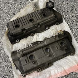 5vzfe 4Runner Tacoma engine valve covers