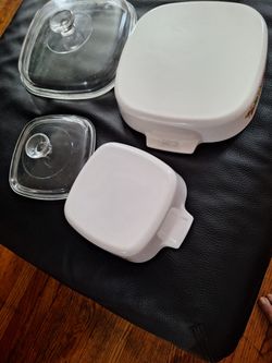 2 French Corning Ware Like New