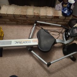 Bodytrac Rowing Machine