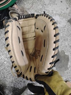Catcher glove 50