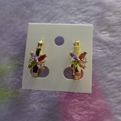 Gold Plated Hoop Earrings/Arracadas De Oro Laminado