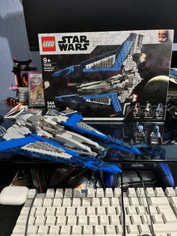 Lego Star Wars: Mandolorian Starfighter