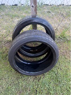 2 275/35/ZR19 Michelin Pilot Super Sport