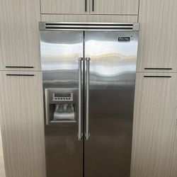 Viking 36” Refrigerator Professional Series 