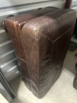 $679 Large leather ottoman no tears good shape for sectional or dark brown sofas CHAIP