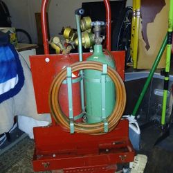 Portable Oxy-Acetylene Tourch Out Fitfor Welding And Cutting  Breazing And Heating With Tool Boxes  