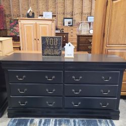 SOLID WOOD BLACK DRESSER 