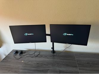 22in ArticPro Monitors with stand