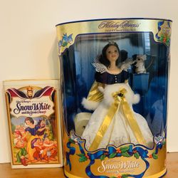Vintage- Snow White Holiday Princess Barbie Doll-1994 and Rare VHS Movie Tape 1994