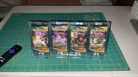 Pokemon Evolving Skies Art Set 4 Booster Packs