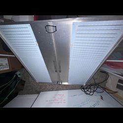 !!! ESTATE SALE!!! Grow Light 