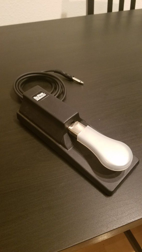 Sustain Pedal for keyboard or midi controller