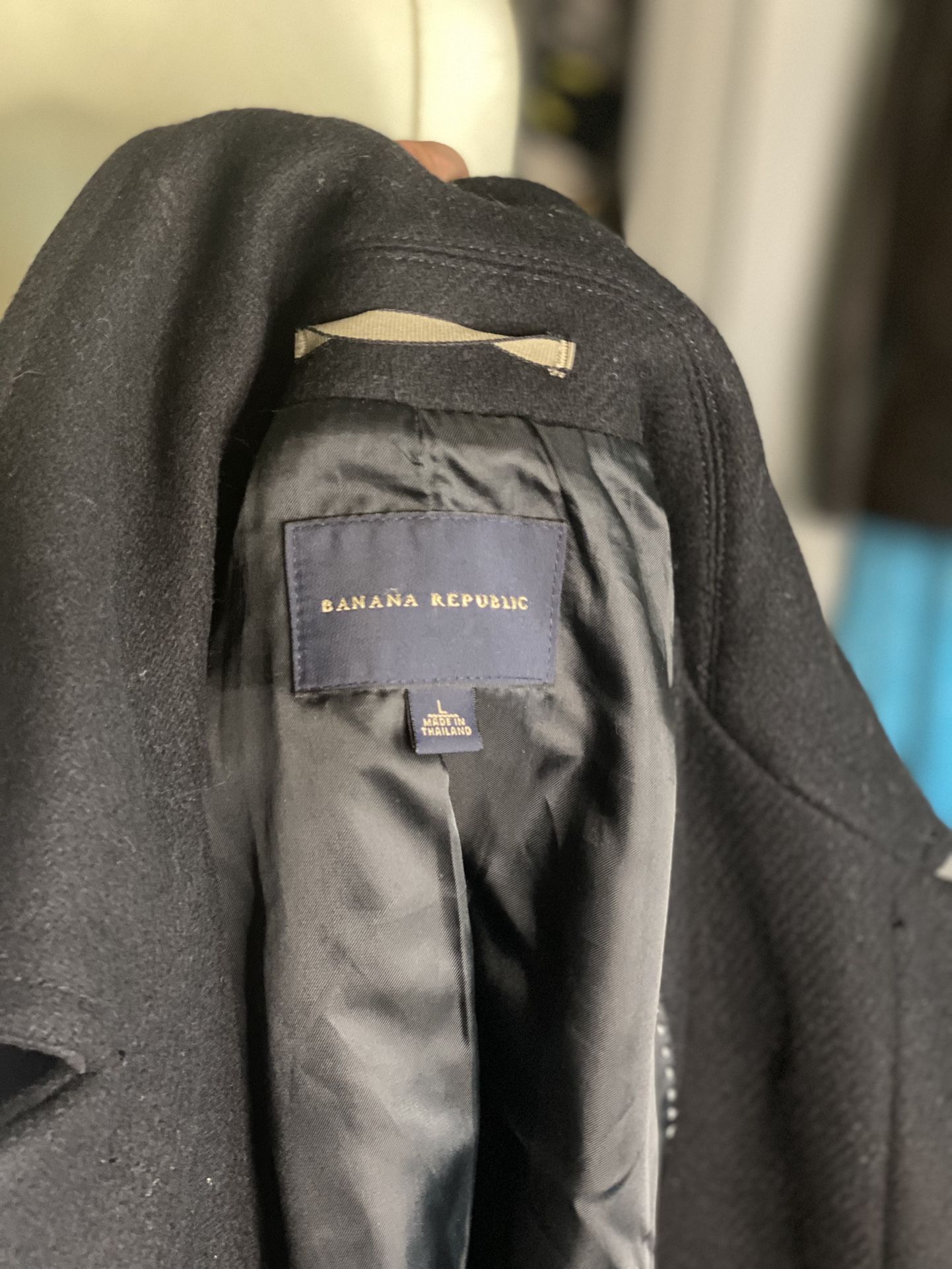 Men’s Banana Republic Large Black Button Coat