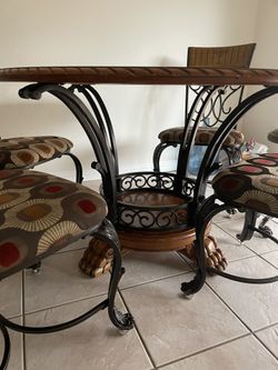 Dinning Table