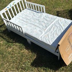 FREE!! 2 Toddler Beds With Mattress 