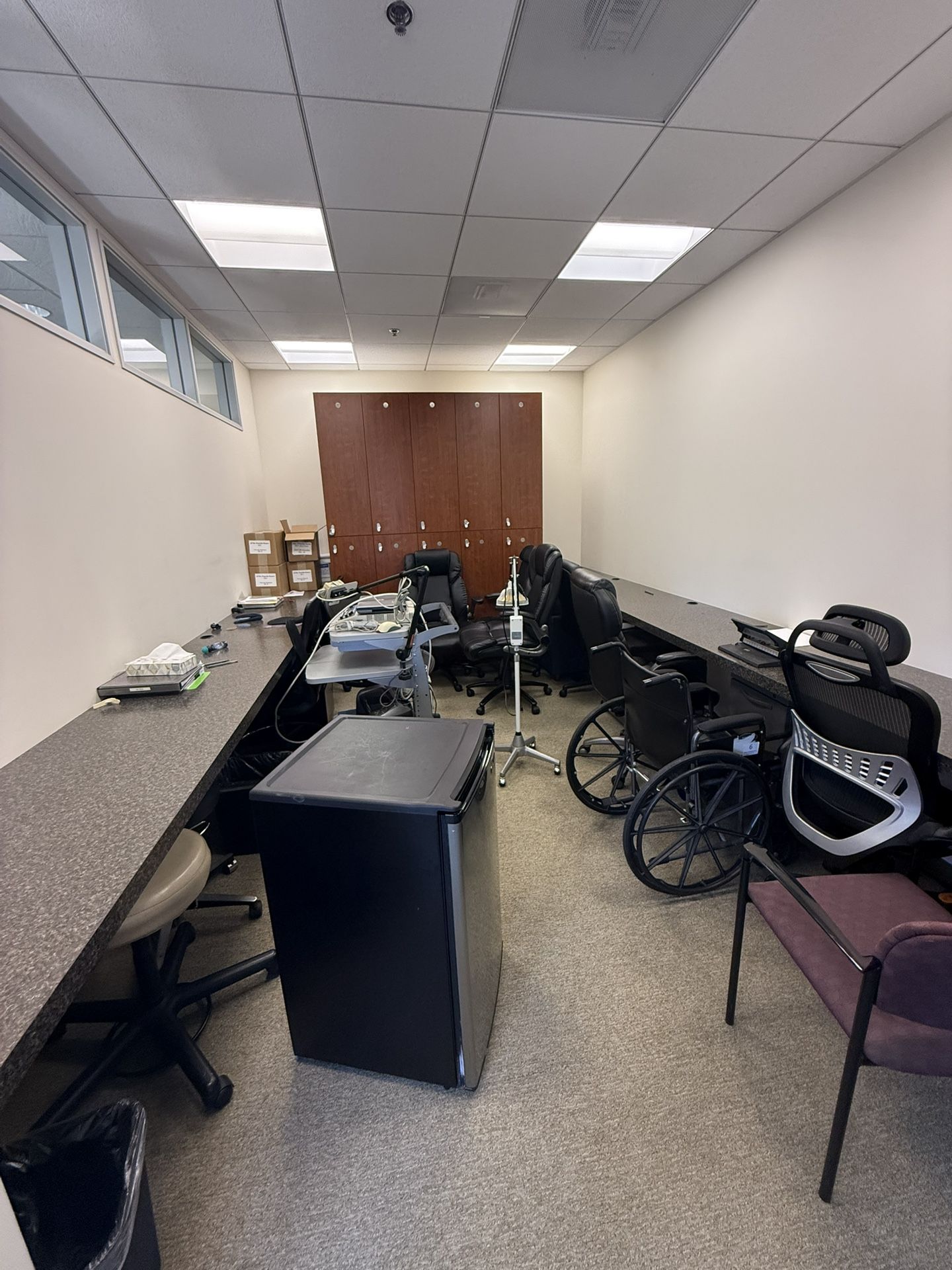 Office Chairs 