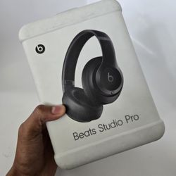 Beats Studio Pro