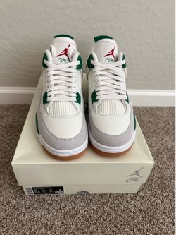 Jordan 4 Pine Green