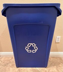 New Rubbermaid SlimJim Recycling Bin 23 Gallon
