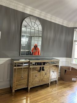 Credenza And Mirror 