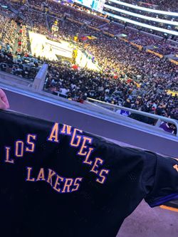Lakers Tickets - Easy-access seats