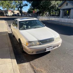 1993 Toyota Avalon XLS