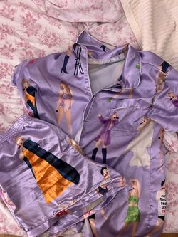 Taylor Swift Pajamas