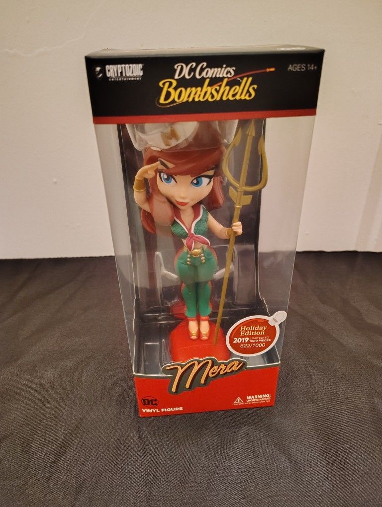 DC Comics Bombshells 2019 Holiday Edition Figure 