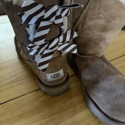 Uggs Size 8 Women 