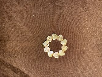 Vintage Interlocking Hearts Wreath Brooch