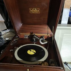 Victrola talking machine