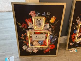 MISS DIOR WALL ART
