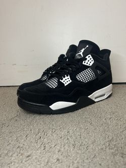 VNDS JORDAN 4 WHITE THUNDER SIZE 11