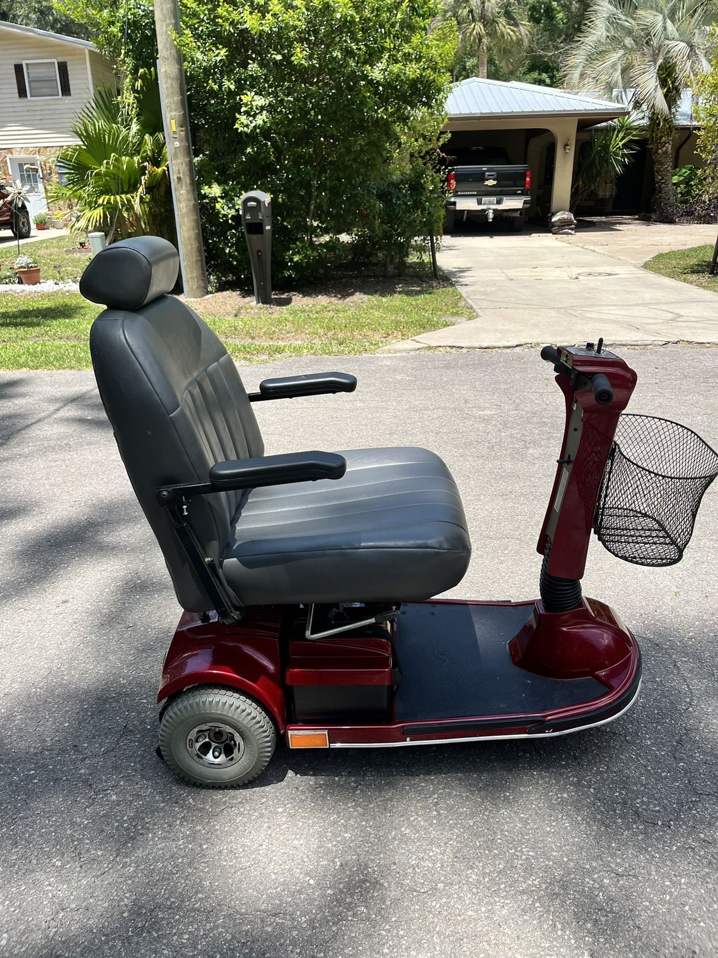 Mobility Scooter Pace saver Premier 3 II