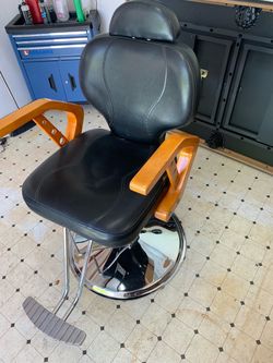 Barber chair