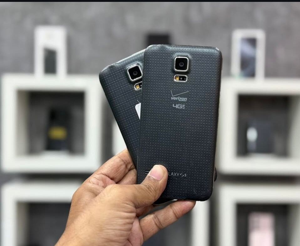 Samsung Galaxy S5 Unlocked With Warranty