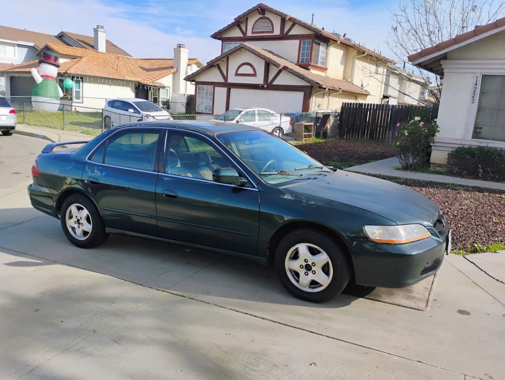 2000 Honda Accord