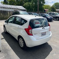 2015 Nissan versa runs great $3400