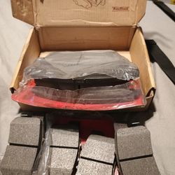 Front And Rear Brake Pads For 05 Acura Tsx