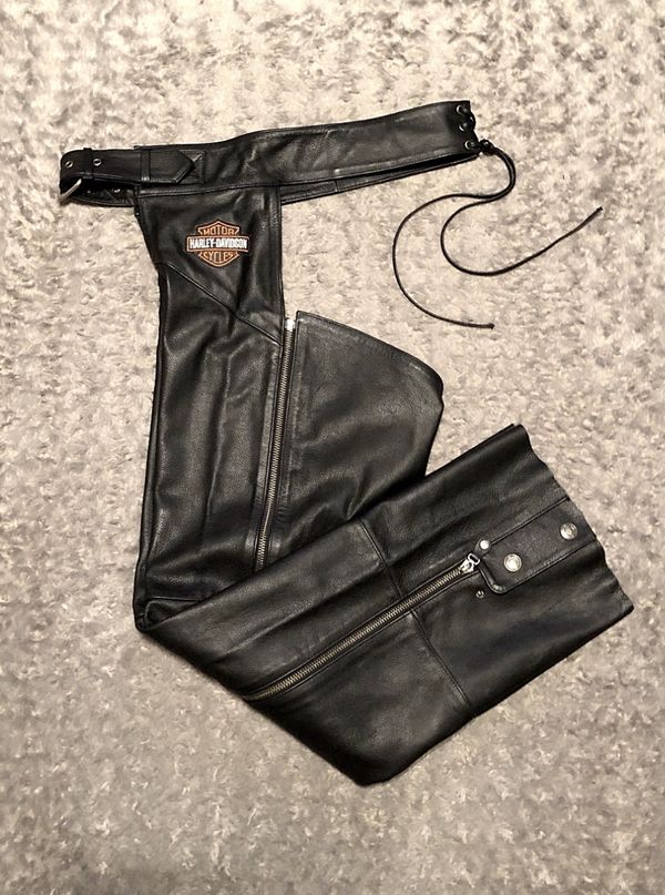 Men’s Harley Davidson riding chaps Paid 295 Size L Excellent condition! Adjustable waist buckle