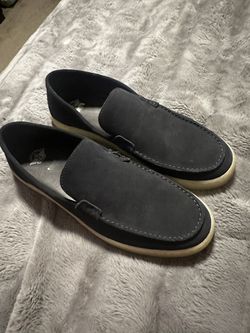 Size 13  Pre-Owned Dockers Suede Loafers