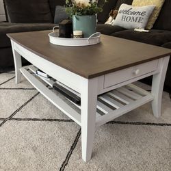 Beautiful coffee table with shelf and drawer