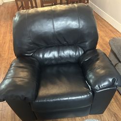 Recliner black leather