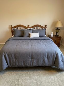 Solid Wood King Bedroom Set – 3 Pieces (Headboard, Dresser, Nightstand)