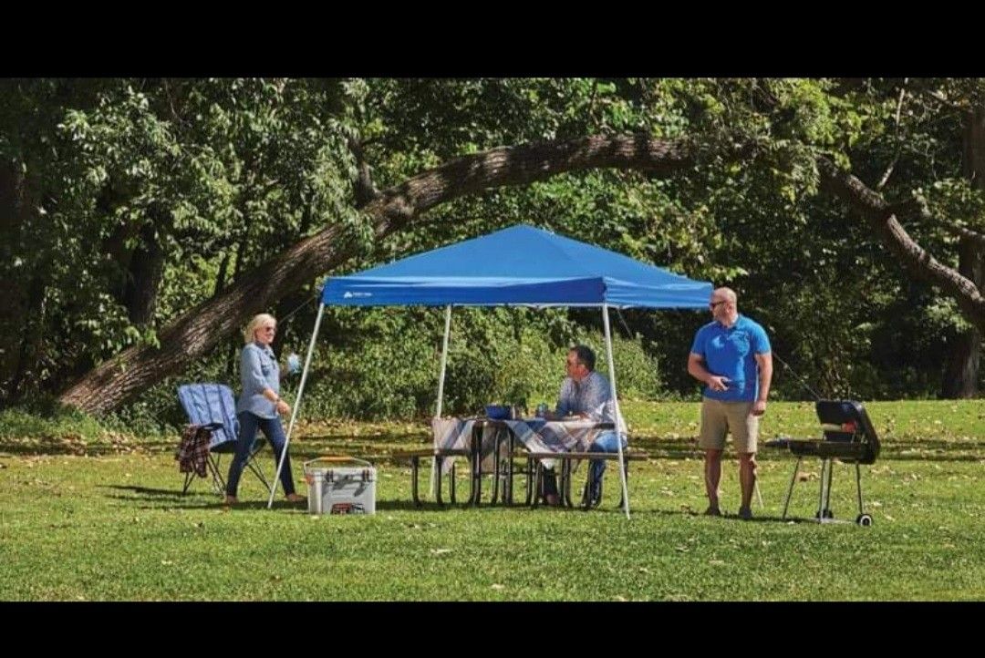 Brand New 10x10 Pop Up Canopy